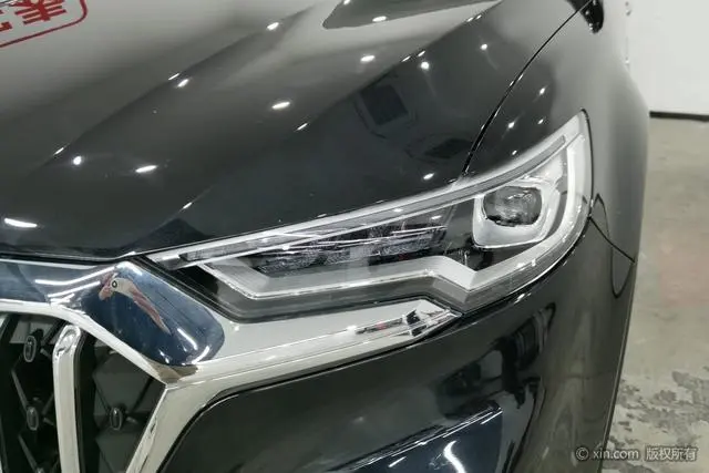 Hongqi Hongqi HS5 Facelift 2.0T Zhilian Flag Enjoy Edition