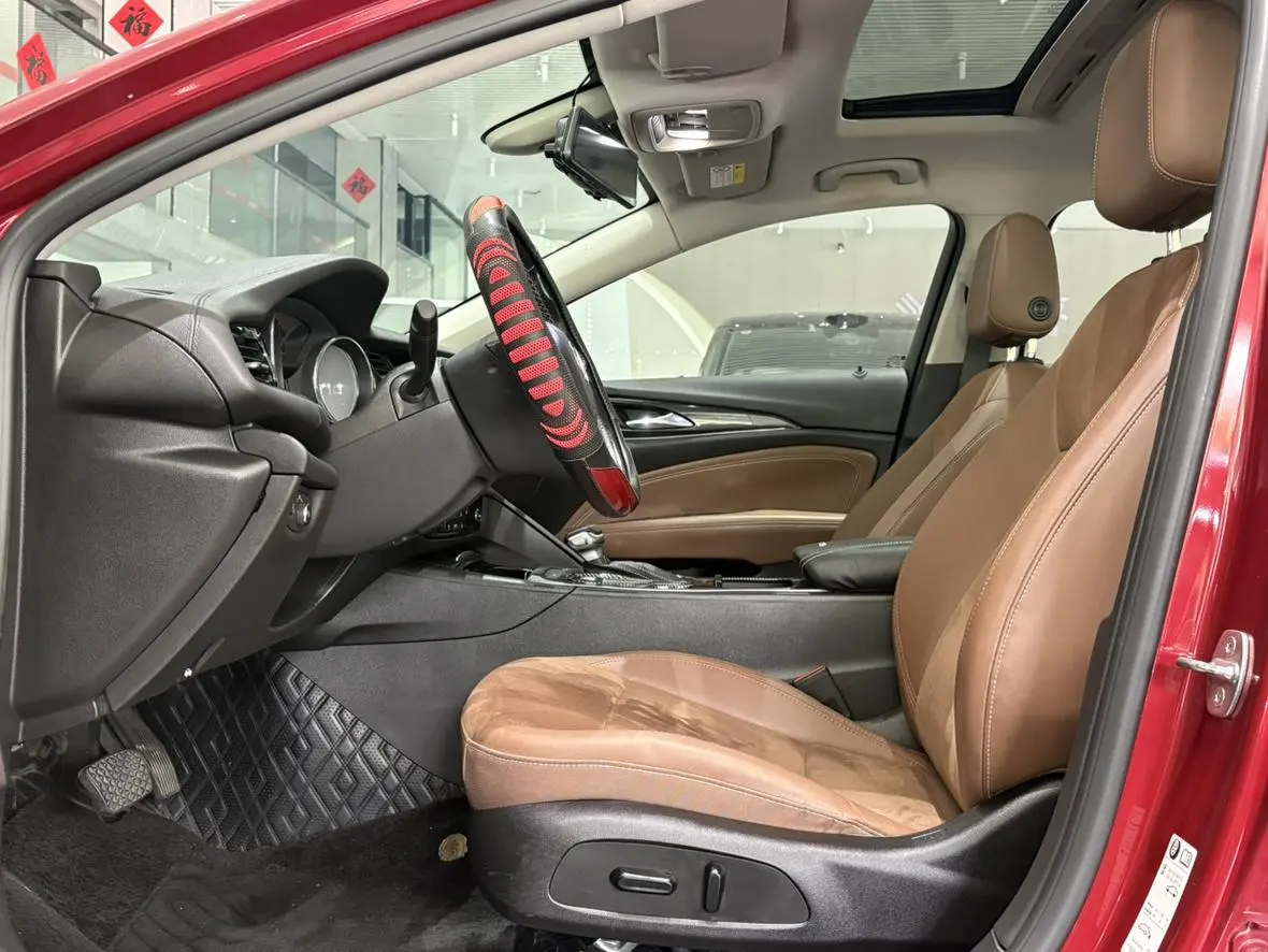 Buick Regal 20T luxury Country VI