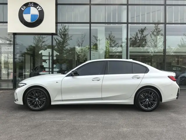 BMW BMW 3 Series 325Li M Sports Yao Ye Suit