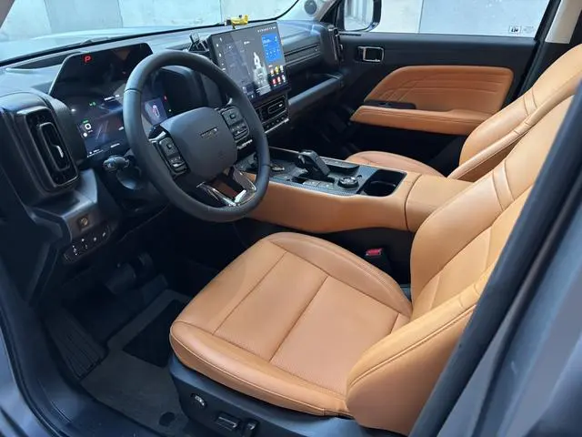 Haval Harvard Raptors PHEV 1.5T Hi4 145 Traversal Version