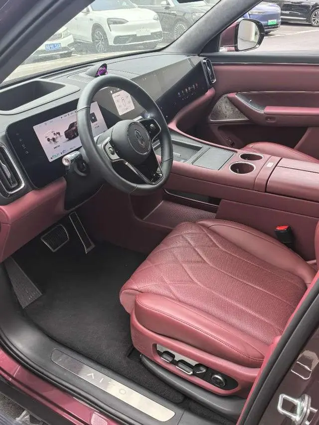 AITO Ask the world M8 Extended range Ultra five-seater version
