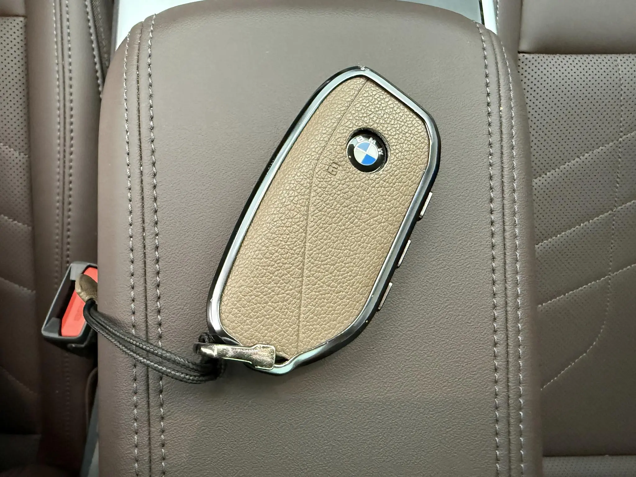 BMW BMW iX1 eDrive25L M sports suit