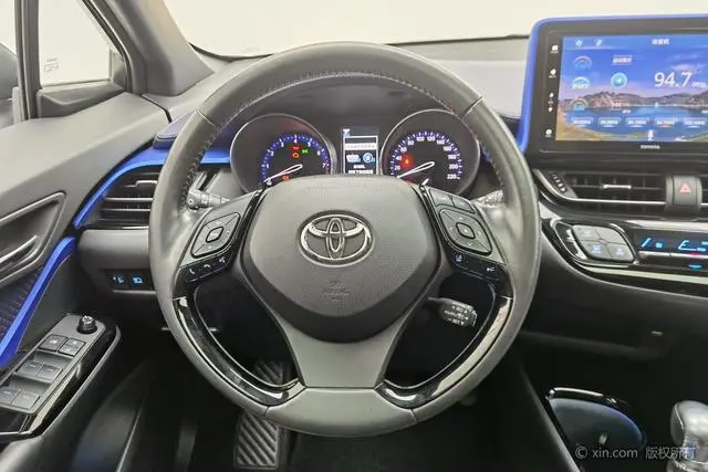 TOYOTA IZOA 2.0L Yichi Edition Country VI