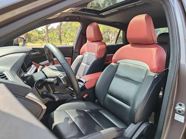 MG MG5 300TGI DCT Chaoyue Premium Edition