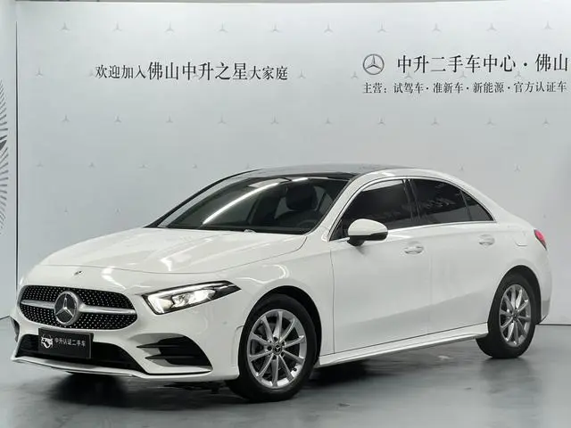 Mercedes-Benz Mercedes-Benz A-class Facelift A 200 L sports sedan fashion version