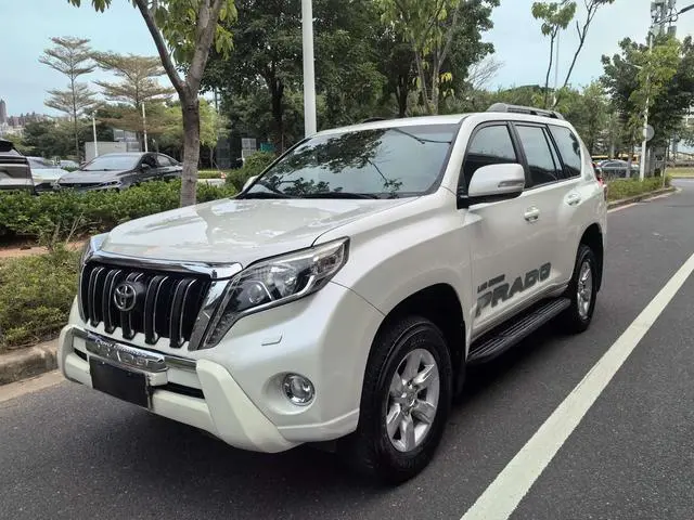 TOYOTA Prado 2.7L Automatic Deluxe Edition