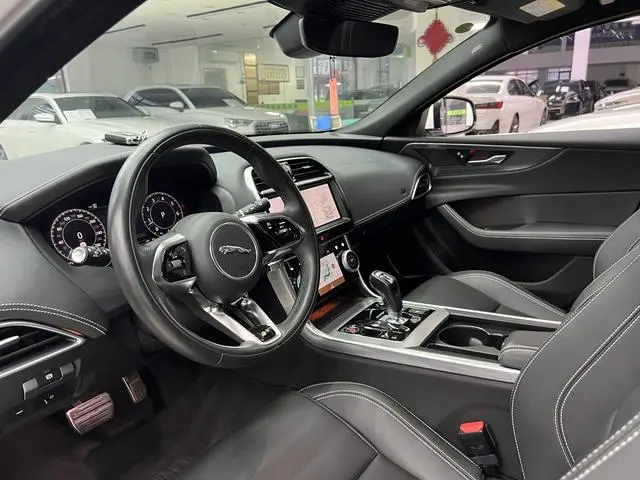 Jaguar Jaguar XEL 2.0T 250PS R-DYNAMIC S Enterprising Sports Edition