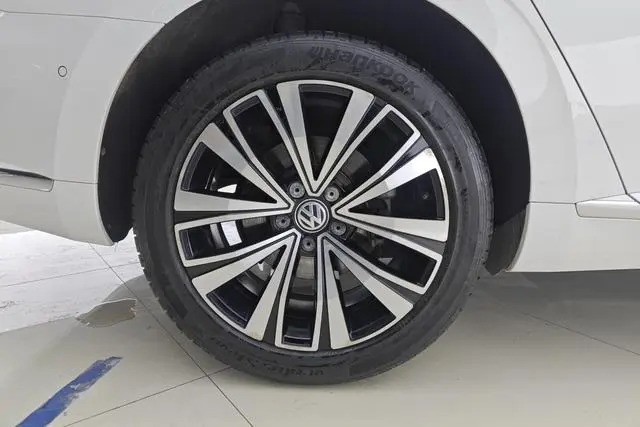 Volkswagen Volkswagen CC 330TSI Charm Edition Country VI