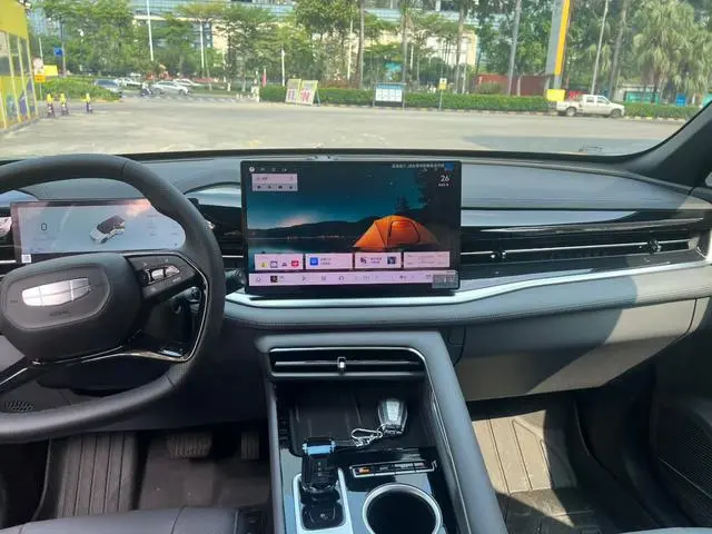 Geely Boyue 1.5TD beautiful