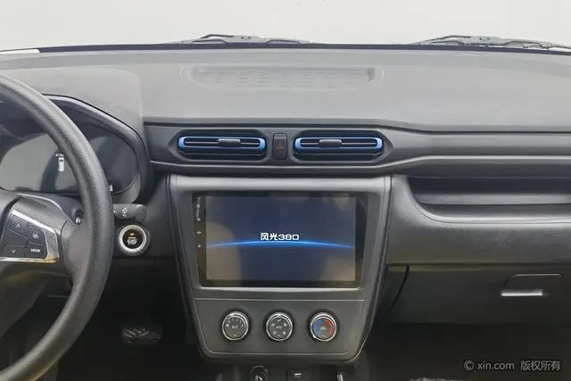 Dongfeng Fengguang Scenery E380 Standard Edition-Comfortable 7 Seats