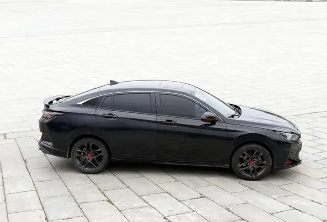 Dongfeng Fengshen Yi Hyun 230T automatic wind chasing version