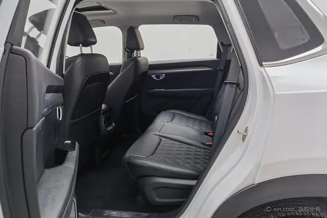 Wuling Wuling Xingchen 2.0L DHT electric speed model