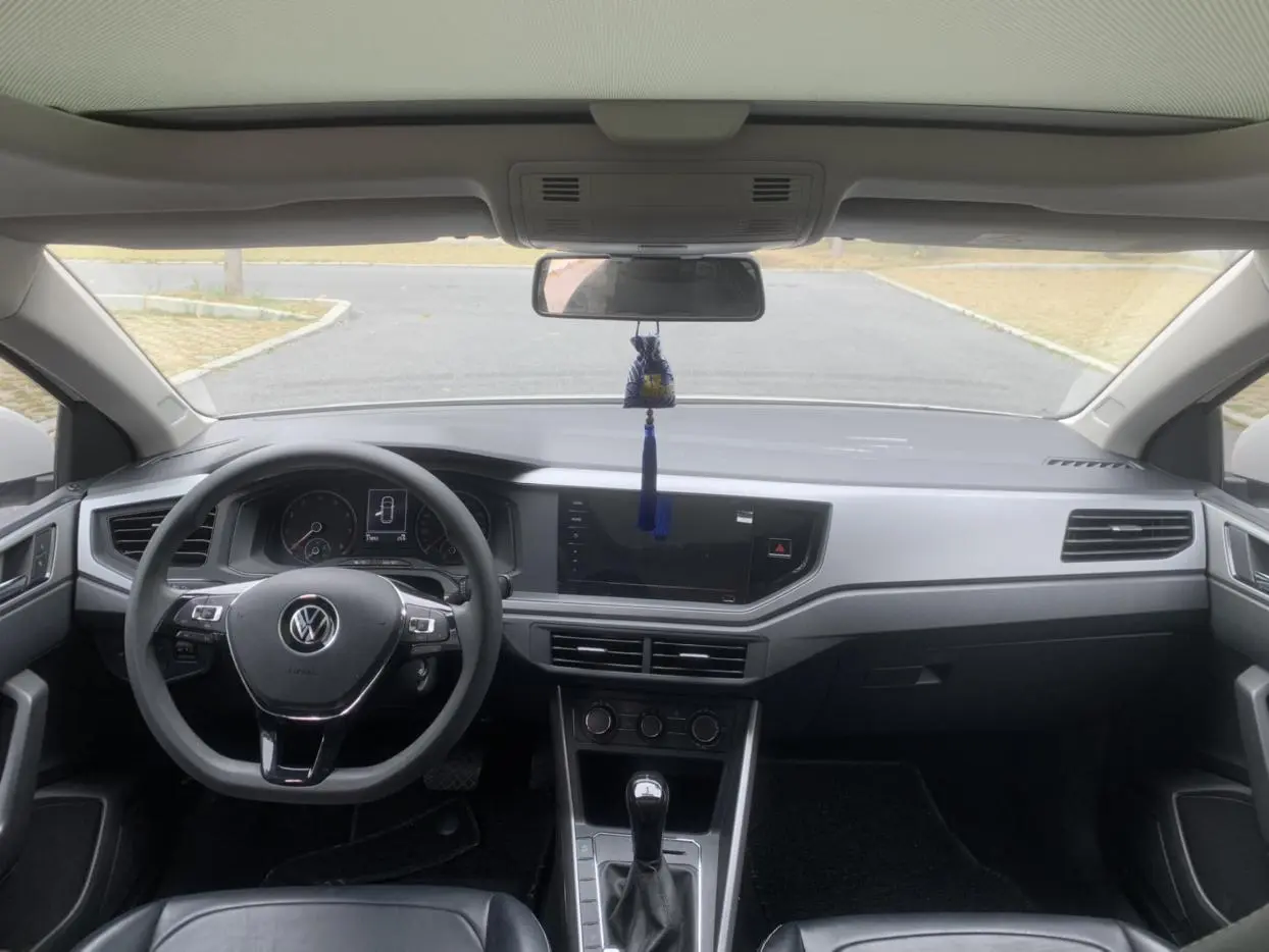 Volkswagen Polo Plus 1.5L automatic colorful technology version