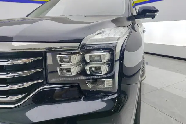 GAC Trumpchi GS8 320T two-wheel drive luxury Zhilian Edition 7 seats