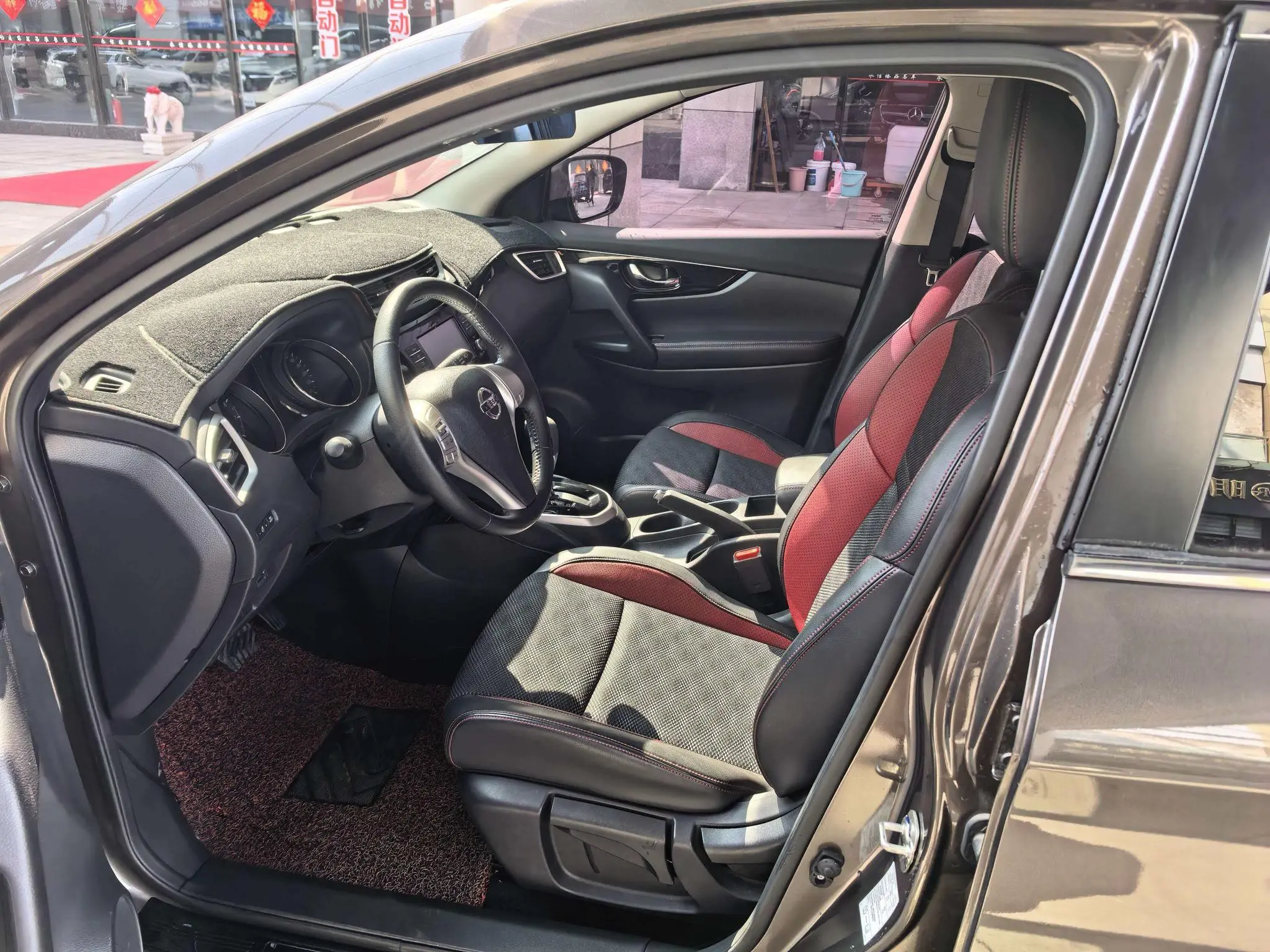 Nissan Qashqai 2.0L CVT Smart Enjoy Edition Country V