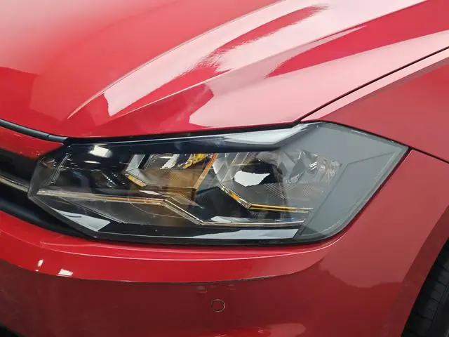 Volkswagen Polo Plus 1.5L automatic colorful technology version