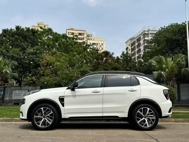 LYNK & CO Lynk &Co. 01 EM-P 1.5T Pro