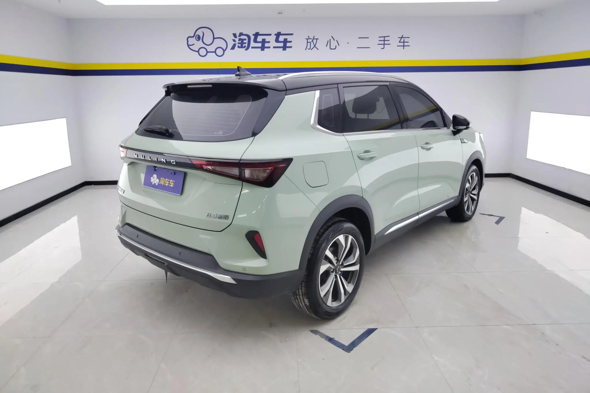 Wuling Wuling Xingchen 1.5T automatic star Obsidian version