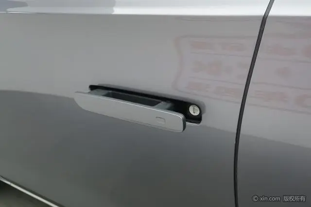 Hongqi Hongqi E-HS9 460km Flag Enjoy edition six seats
