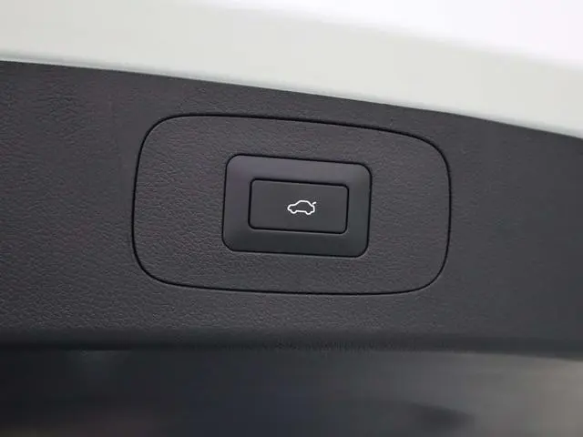 Chery Fengyun Fengyun T8 1.5T 130km Deluxe Edition