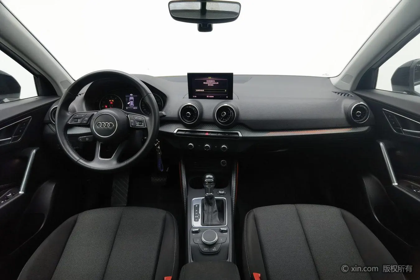 Audi Audi Q2L 35TFSI listing Exclusive Edition Country V