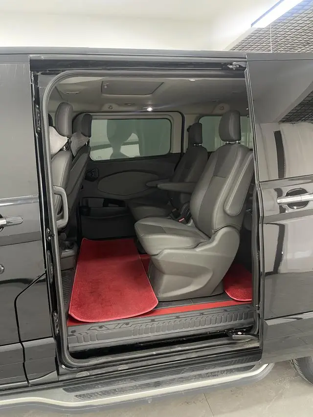 Ford Touruiou 2.0T Automatic Jingrui Version