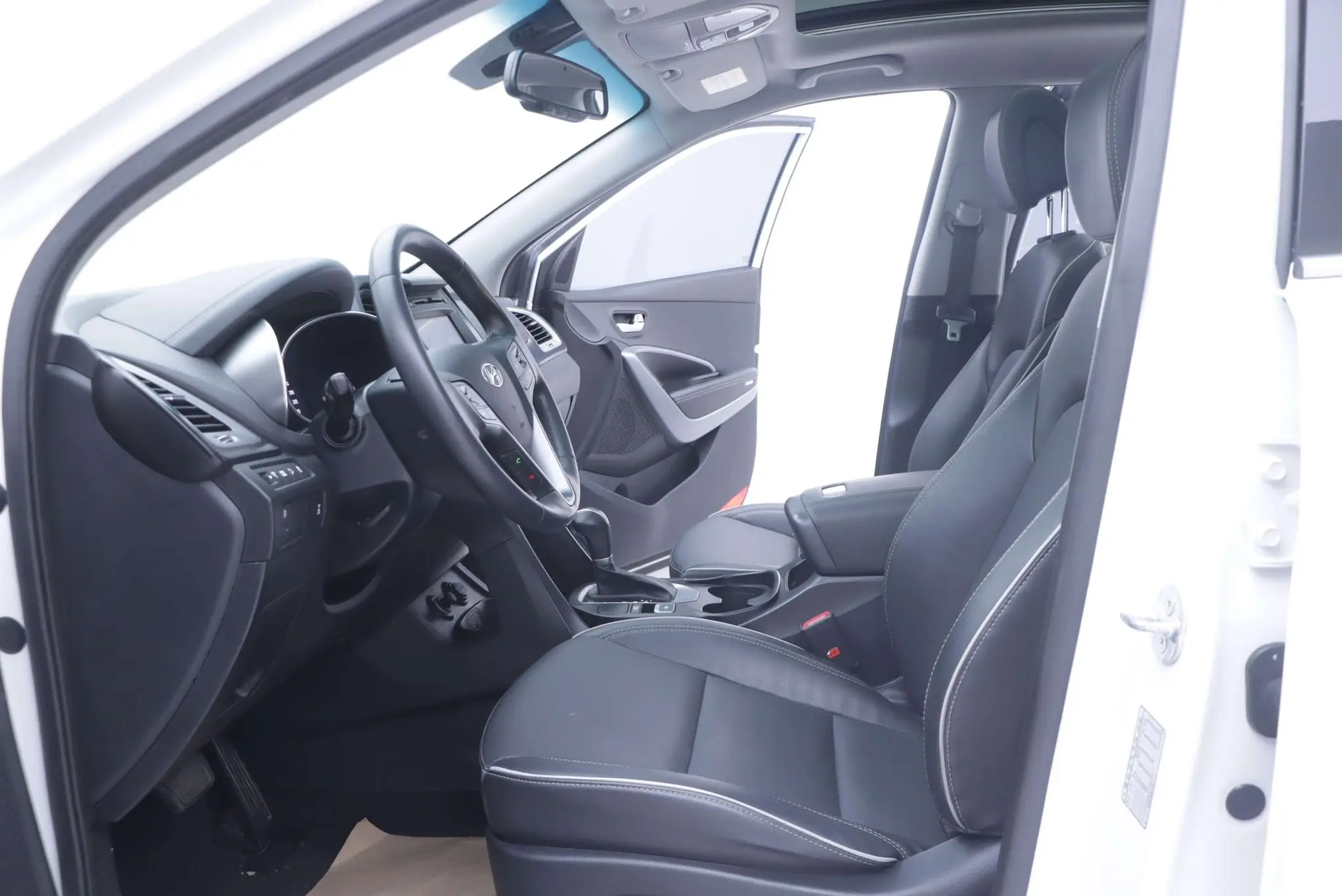 Hyundai Shengda 2.0T automatic four-wheel drive intelligent 7-seater