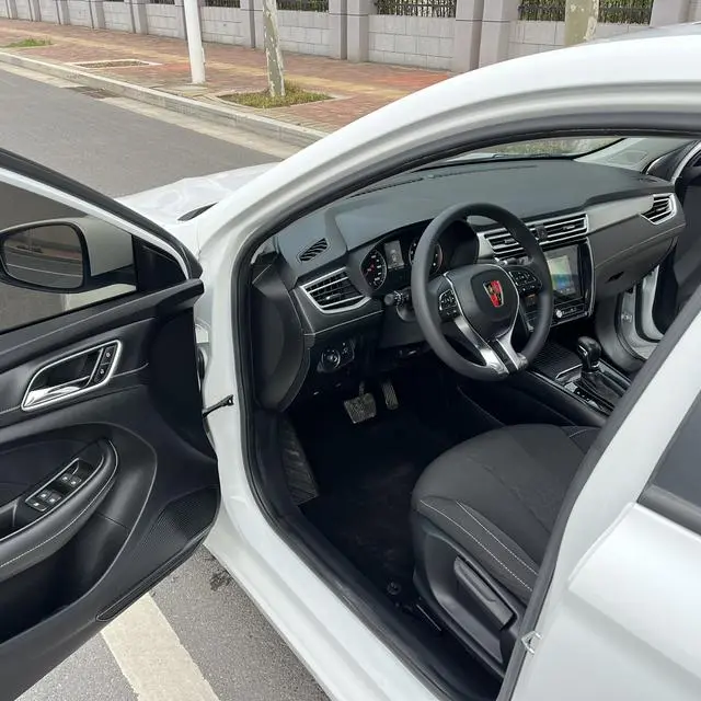 Roewe Roewe i5 1.5L automatic 4G Interconnection Linghao Version