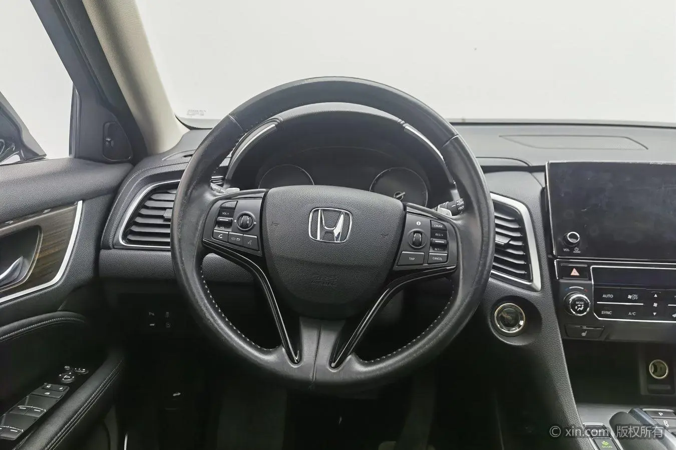 Honda Crown Road 370TURBO Four-wheel drive Exclusive Edition