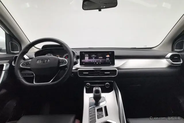 Geely Binyue 240T DCT Hunter