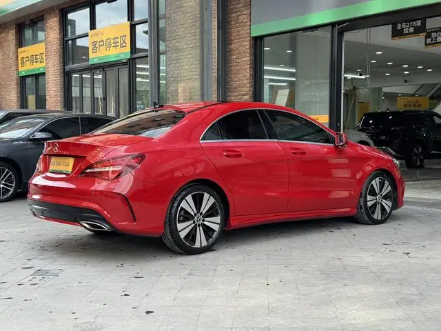 Mercedes-Benz Mercedes-Benz CLA CLA 200 fashion type
