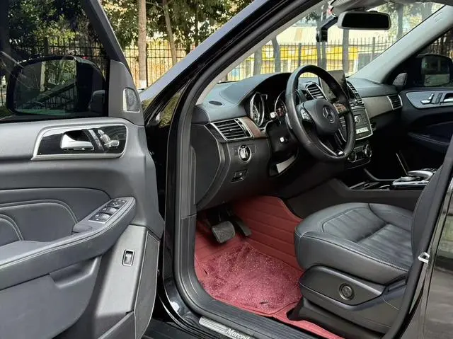 Beijing Beijing off-road BJ90 3.0T Executive Edition