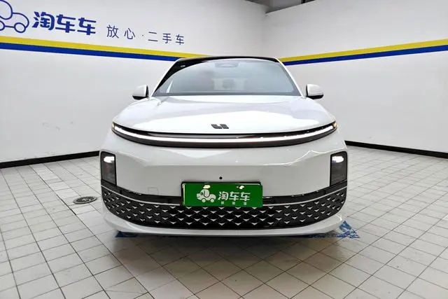 Li Auto Ideal L6 Pro version