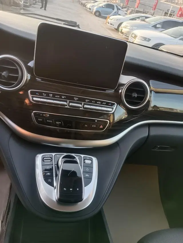 Mercedes-Benz Mercedes-Benz V-class V 260 Pilot Version Country V