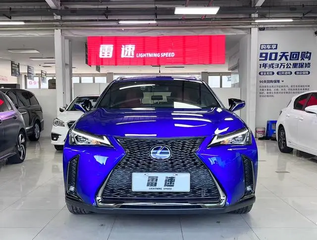 Lexus Lexus UX 260h F SPORT version Country VI