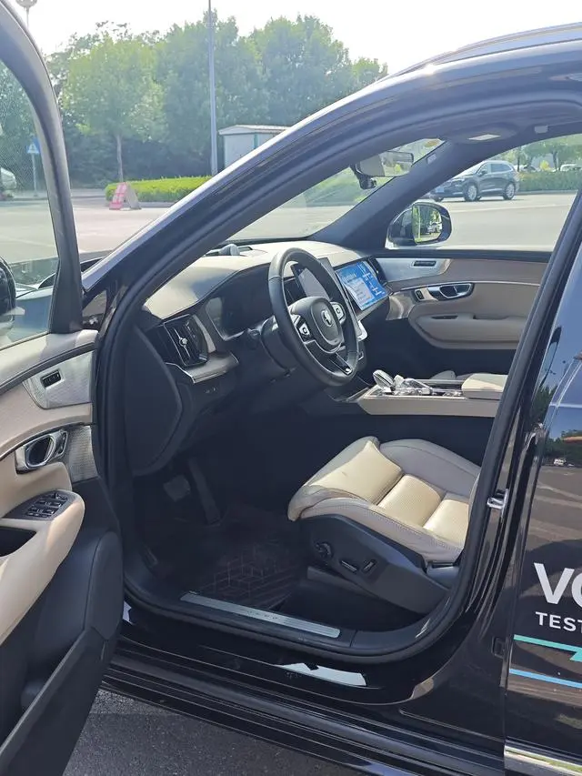 Volvo Volvo XC90 PHEV E-drive hybrid T8 Long battery life Zhizun Deluxe Edition 7 Seats