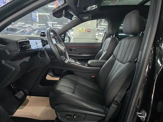 NIO NIO ES8 580KM six-seater version