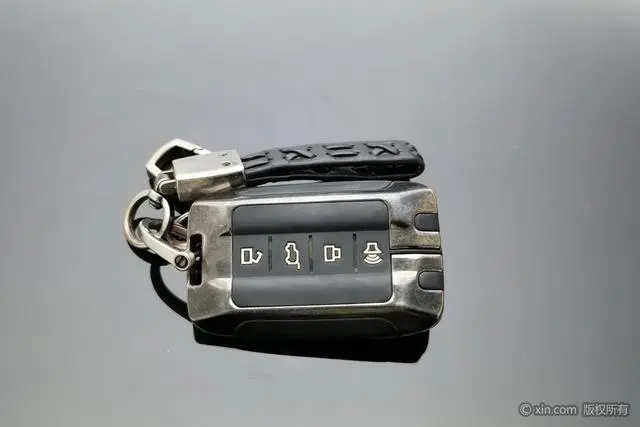 Tank Tank 300 City version 2.0T is very stylish