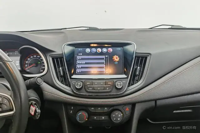 Chevrolet Cruze RS 330T Automatic Fun Version