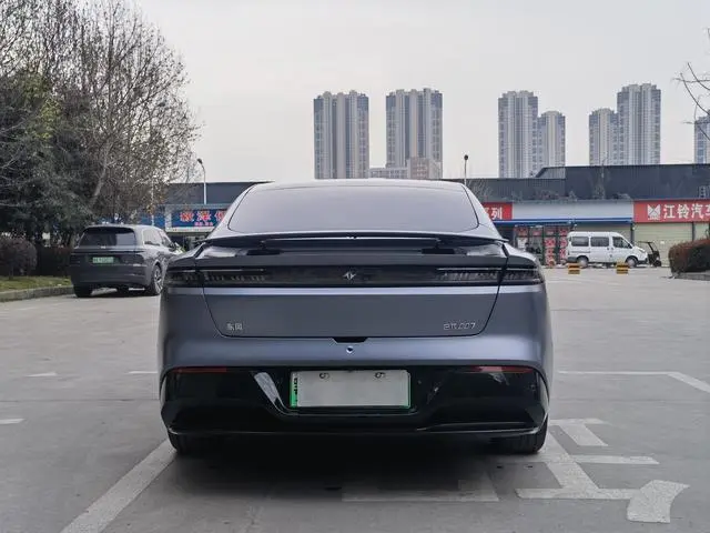 Dongfeng eπ eπ007 Pure electric 540 four-wheel drive Max version