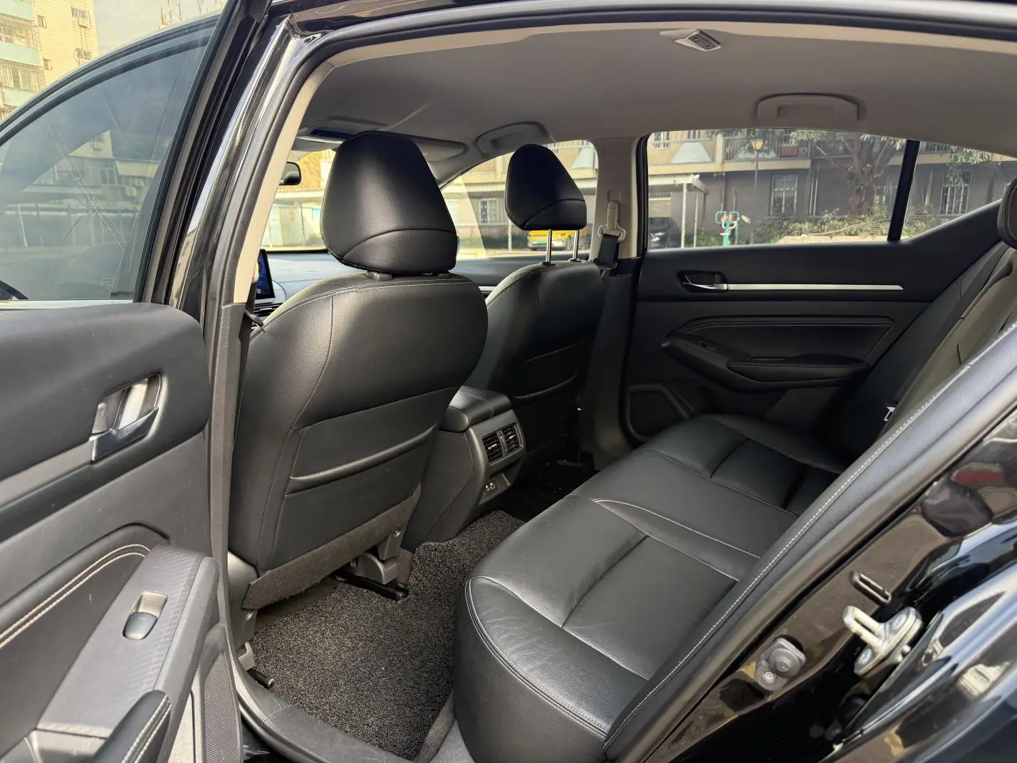 Nissan Teana 2.0L XE Fashion Edition