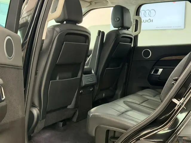 Land Rover discover 3.0 V6 HSE