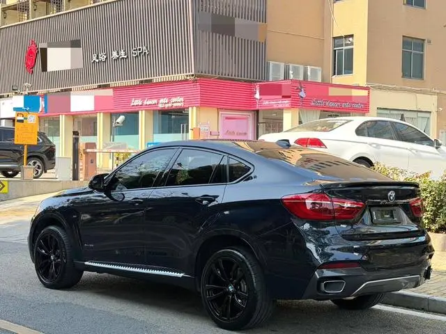 BMW BMW X6 xDrive35i M sports suit