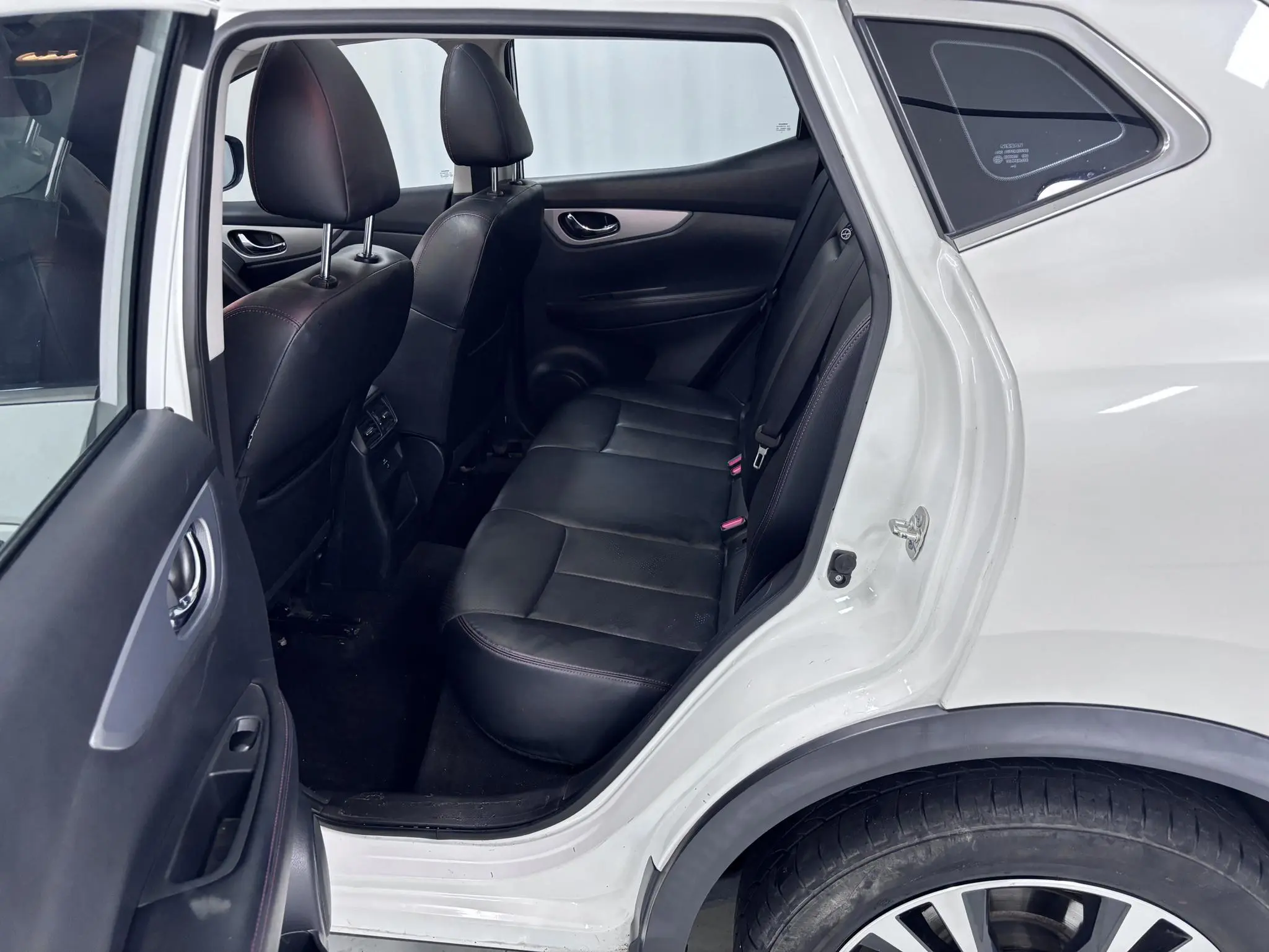 Nissan Qashqai 2.0 L XV Prem Deluxe Edition