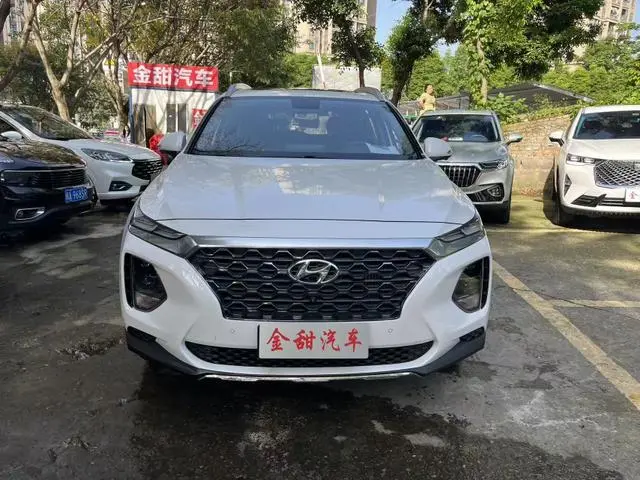 Hyundai Shengda 380 TGDi GLS automatic two-wheel drive deluxe Edition