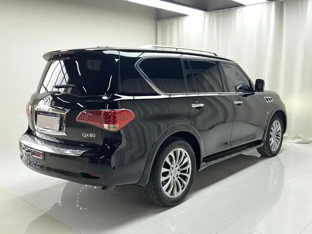 Infiniti Infiniti QX80 5.6L 4WD