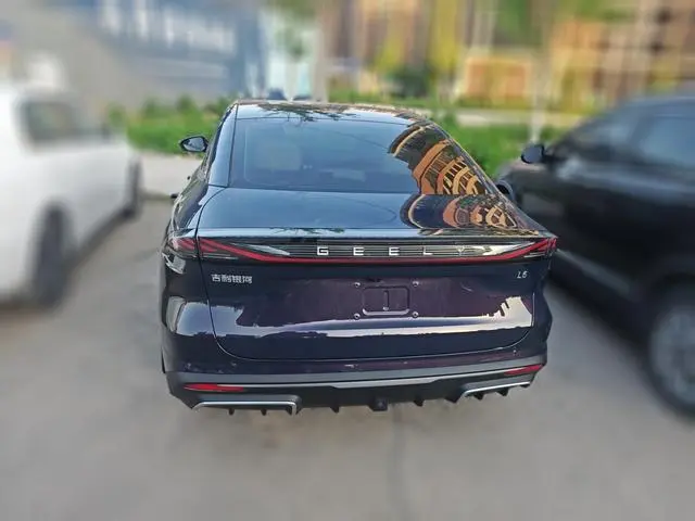 Geely Galaxy Galaxy L6 1.5T DHT 125km MAX