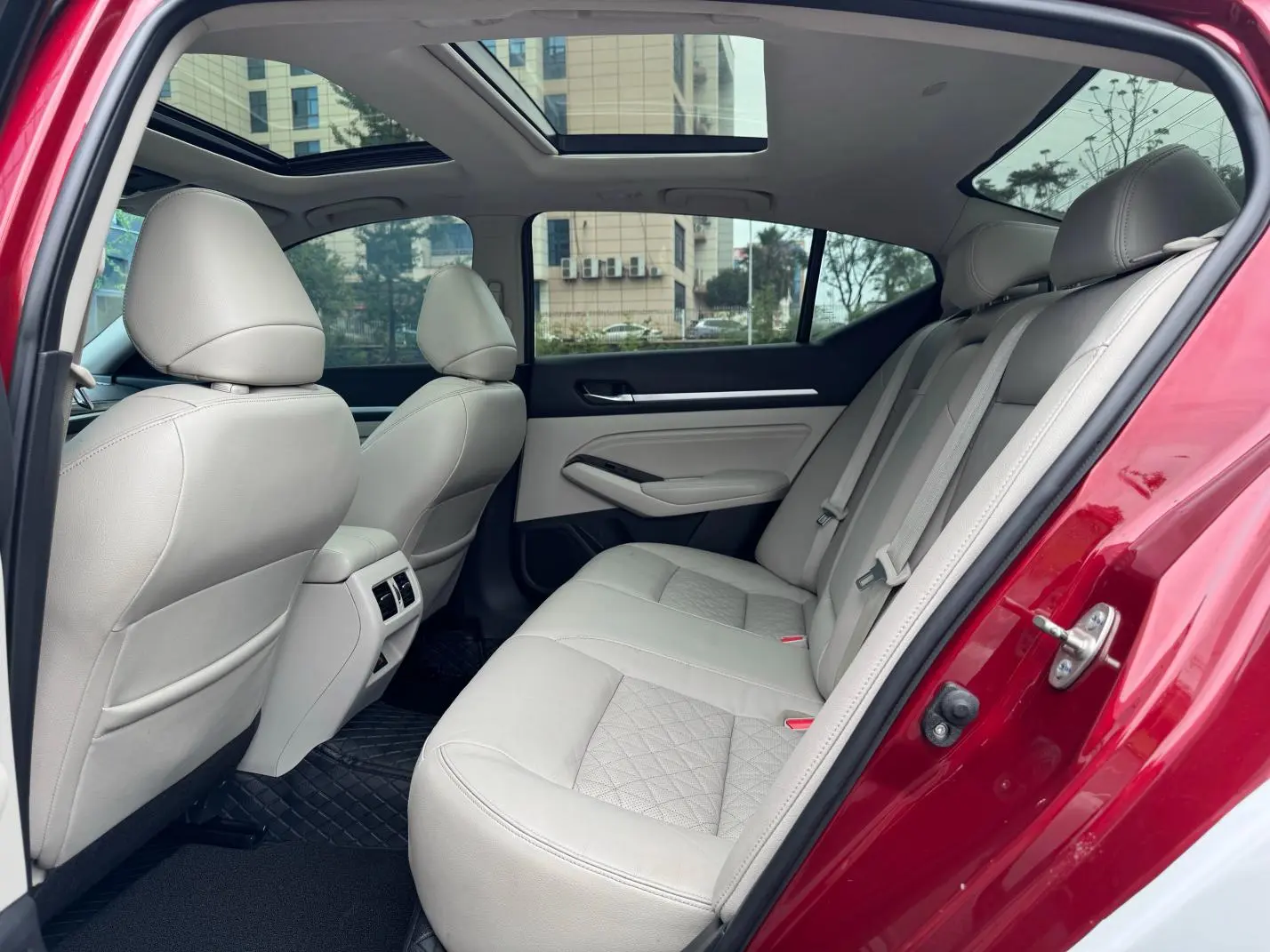 Nissan Teana 2.0 T XV AD1 Zhizun Pilot Edition