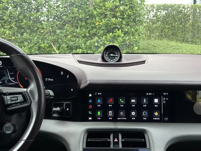 Porsche Taycan Taycan