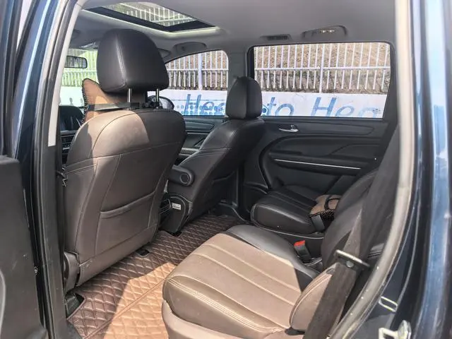 GAC Trumpchi M6 270T automatic Deluxe Edition 7-seater Country VI